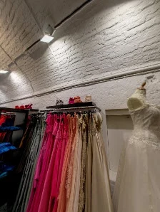 Brautmode, Festmode und Abendmode DIEL Bern für farbige Brautkleider, Festkleider und Abendkleider