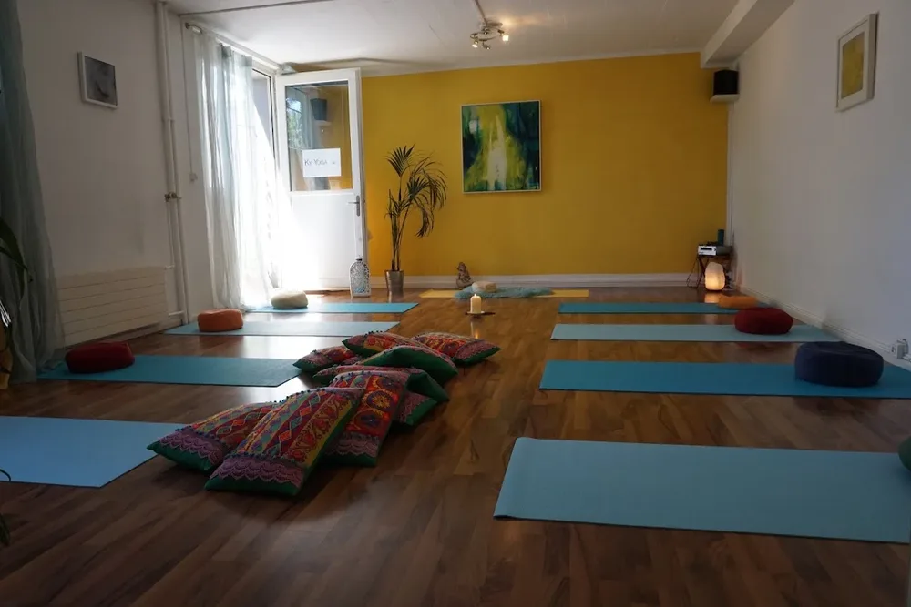 KY Yoga - DAS Yogastudio am Eigerplatz, Bern