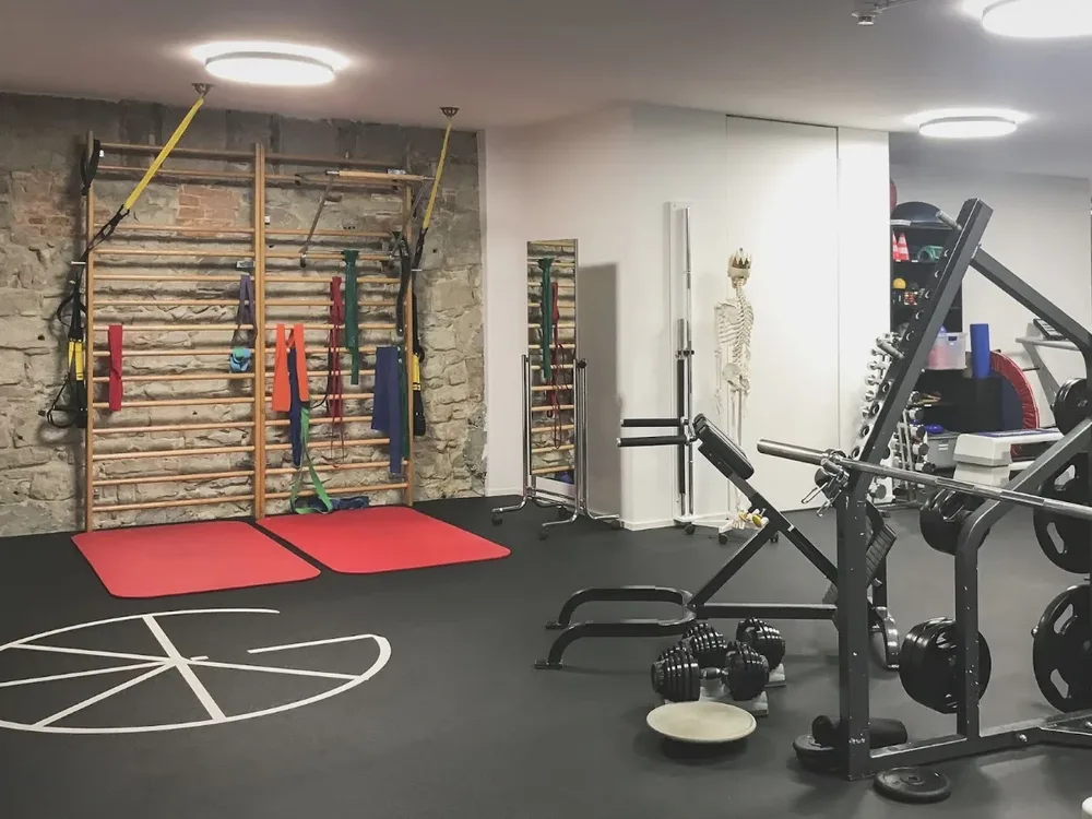 Sport- & Physiotherapie Physio-Team Naderi AG