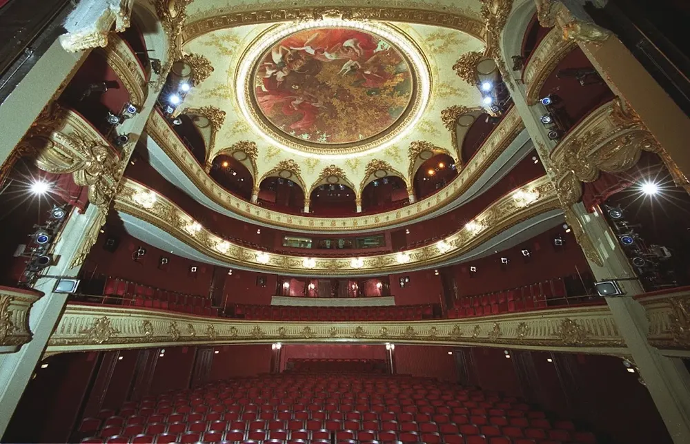 Stadttheater - Bühnen Bern - 2
