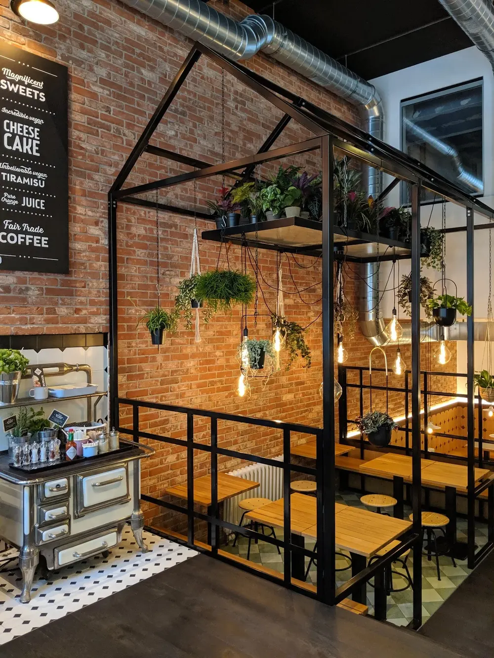 Swing Kitchen